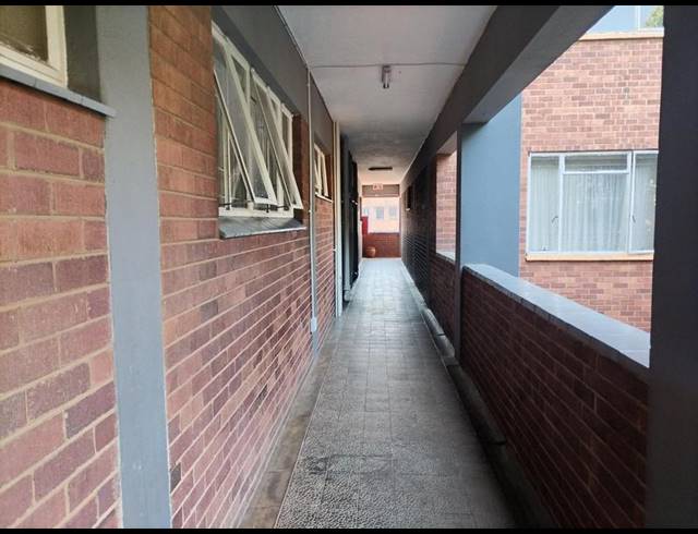 2 BEDROOM COMPLEX FOR SALE IN ARCADIA